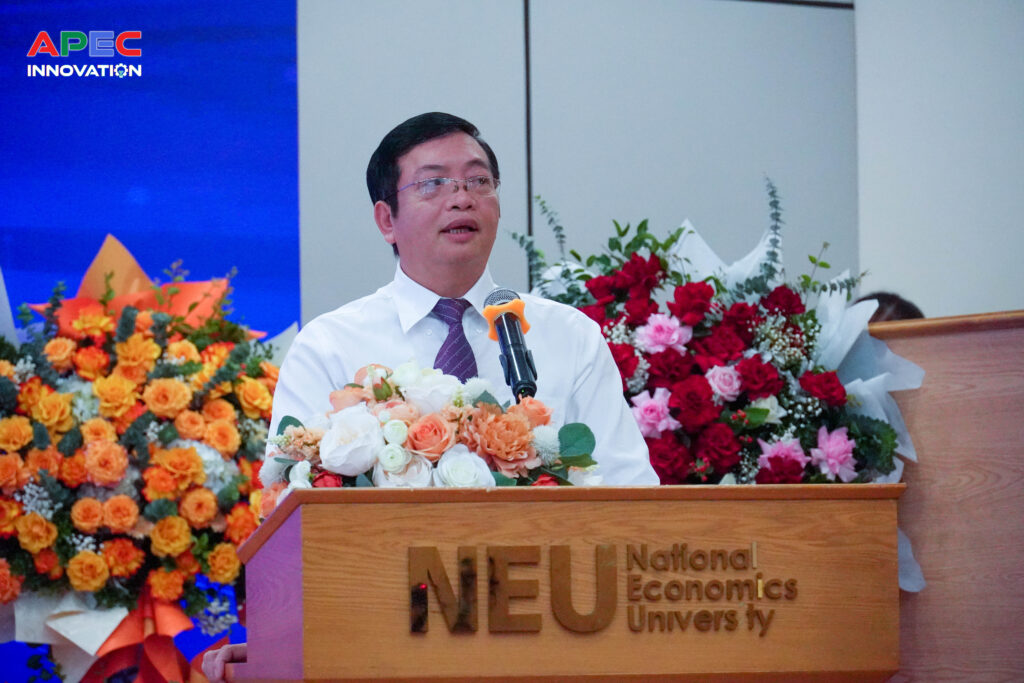 TS Tạ Văn Lợi chia sẻ trong họp báo cuộc thi APEC INNOVATION 2024