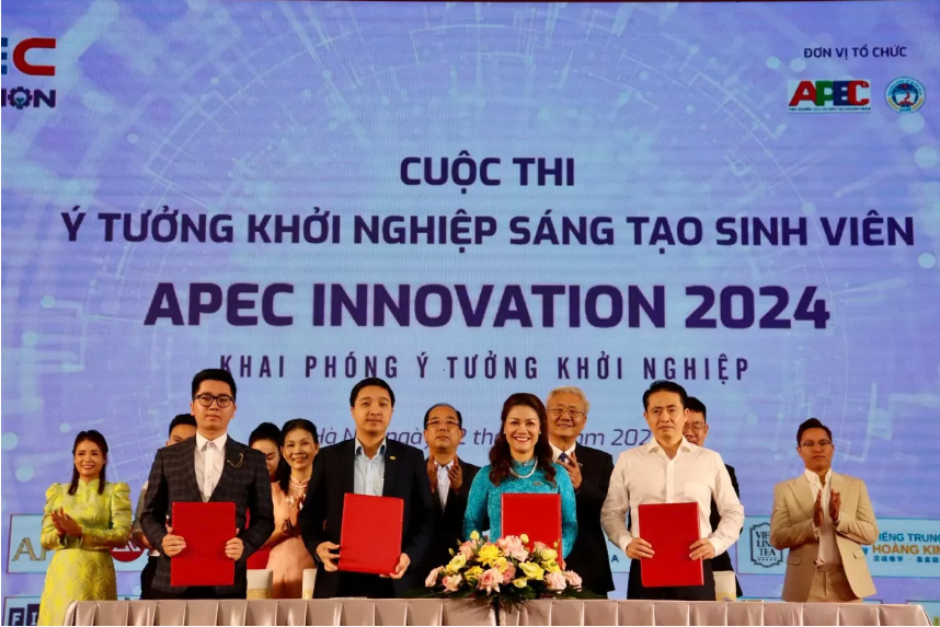 Các doanh nhân, doanh nghiệp, nhà tài trợ đồng hành cùng cuộc thi