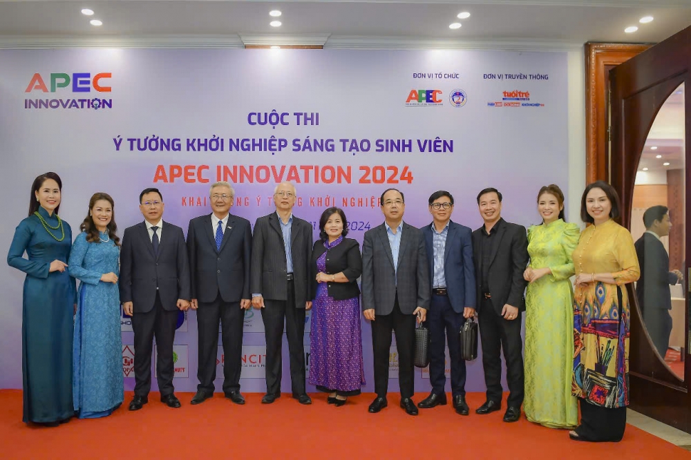 Bạn tổ chức APEC Innovation 2024 trong lễ phát động cuộc thi